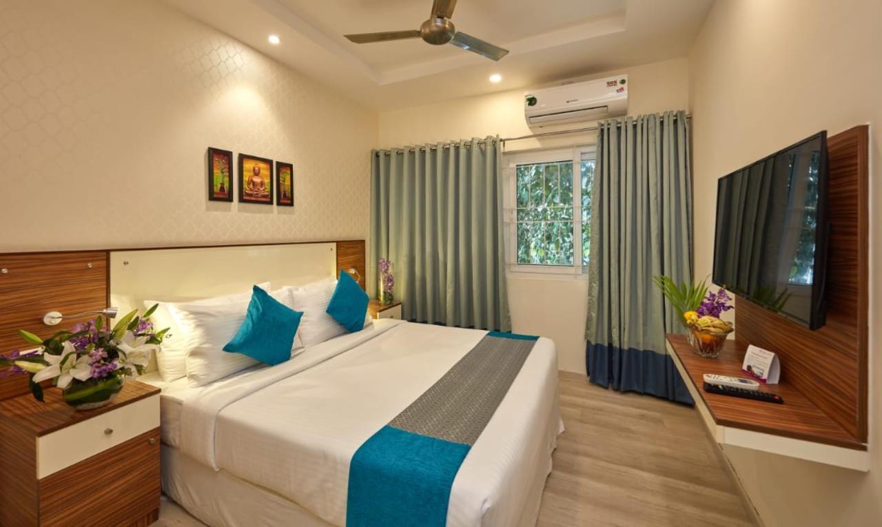 Regenta Inn Indiranagar By Royal Orchid Hotels Bangalore Esterno foto