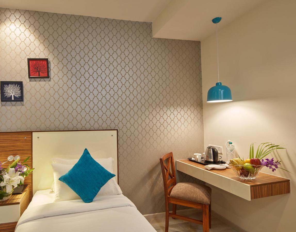 Regenta Inn Indiranagar By Royal Orchid Hotels Bangalore Esterno foto