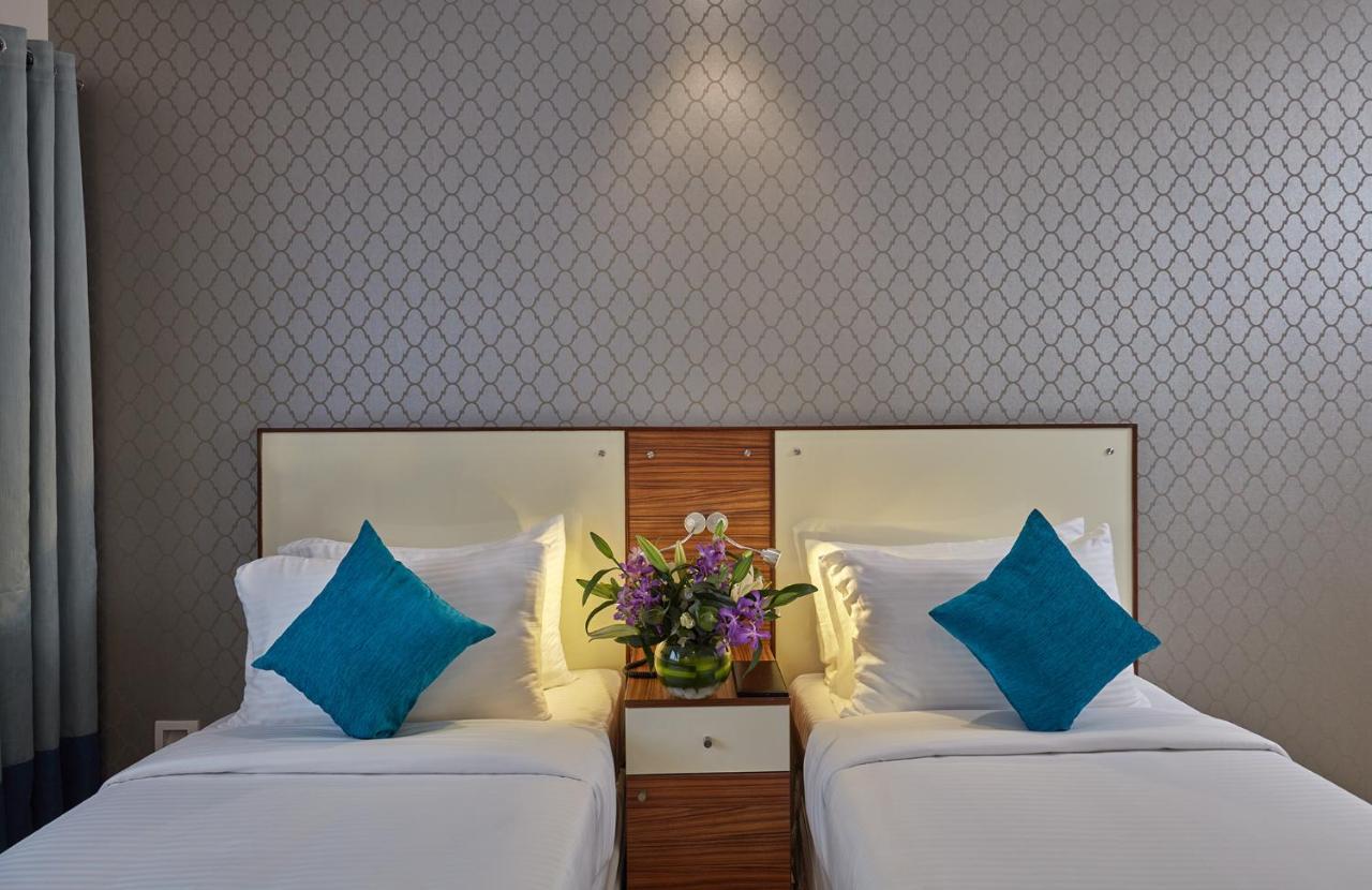 Regenta Inn Indiranagar By Royal Orchid Hotels Bangalore Esterno foto