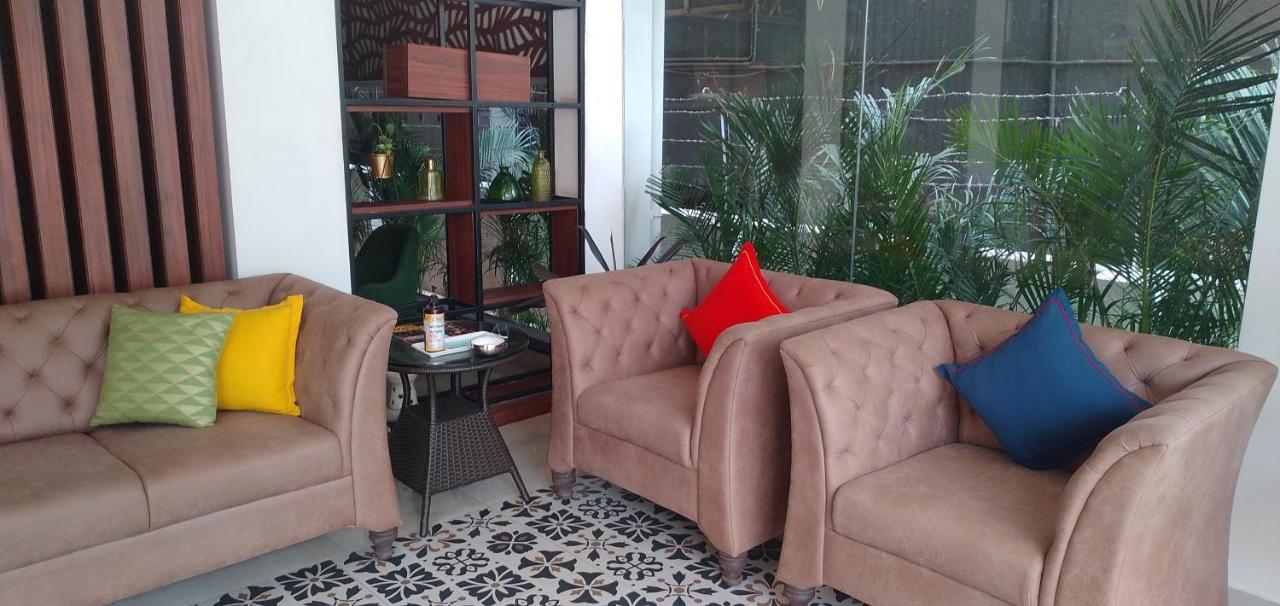 Regenta Inn Indiranagar By Royal Orchid Hotels Bangalore Esterno foto